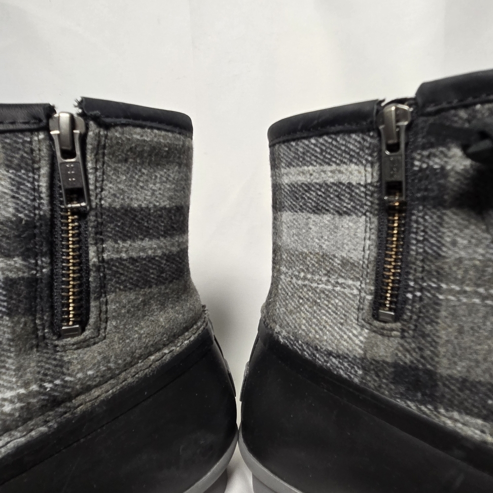 Sperry Saltwater Black and Charcoal Gray Plaid Women's Duck Boots NEW! - Picture 10 of 15